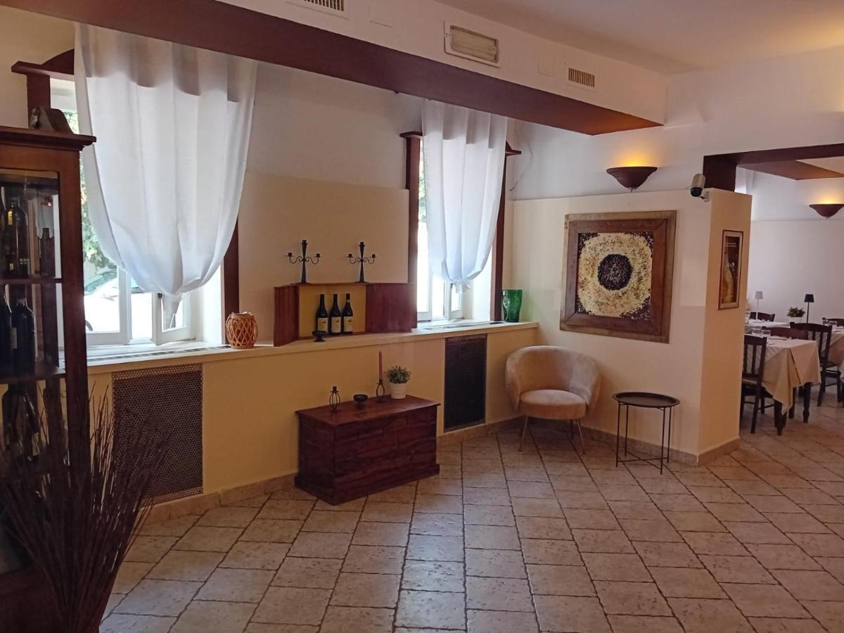 Locanda Il Portone San Colombano al Lambro Exterior foto